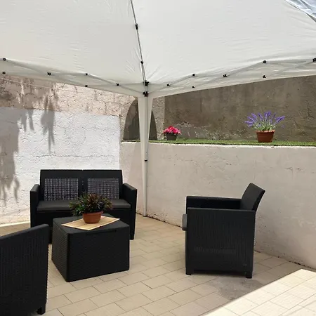 Casa Daniela Con Giardino A Due Passi Dal Centro * La Maddalena (Sassari)